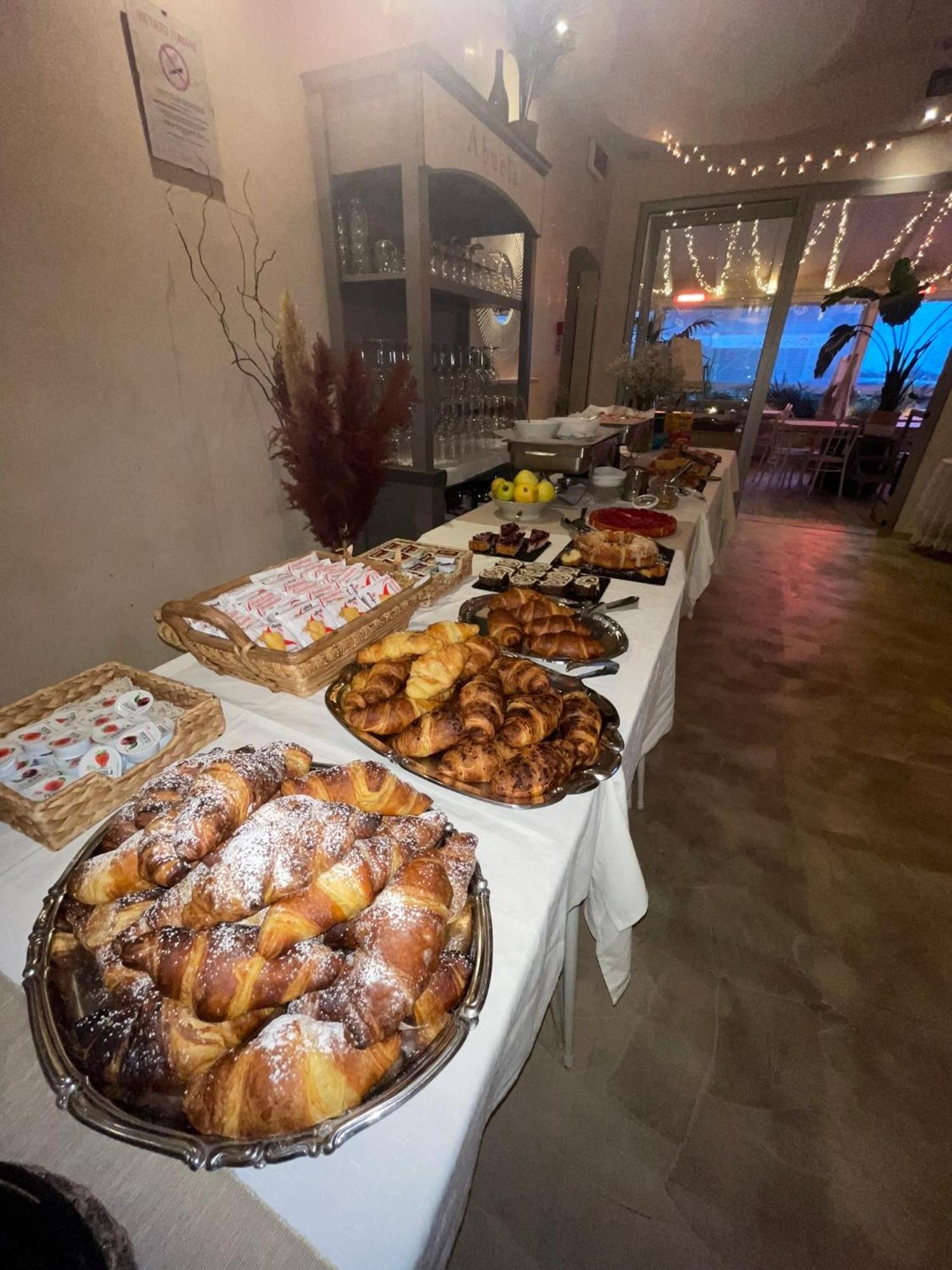 Americana Beach House Rimini Luaran gambar
